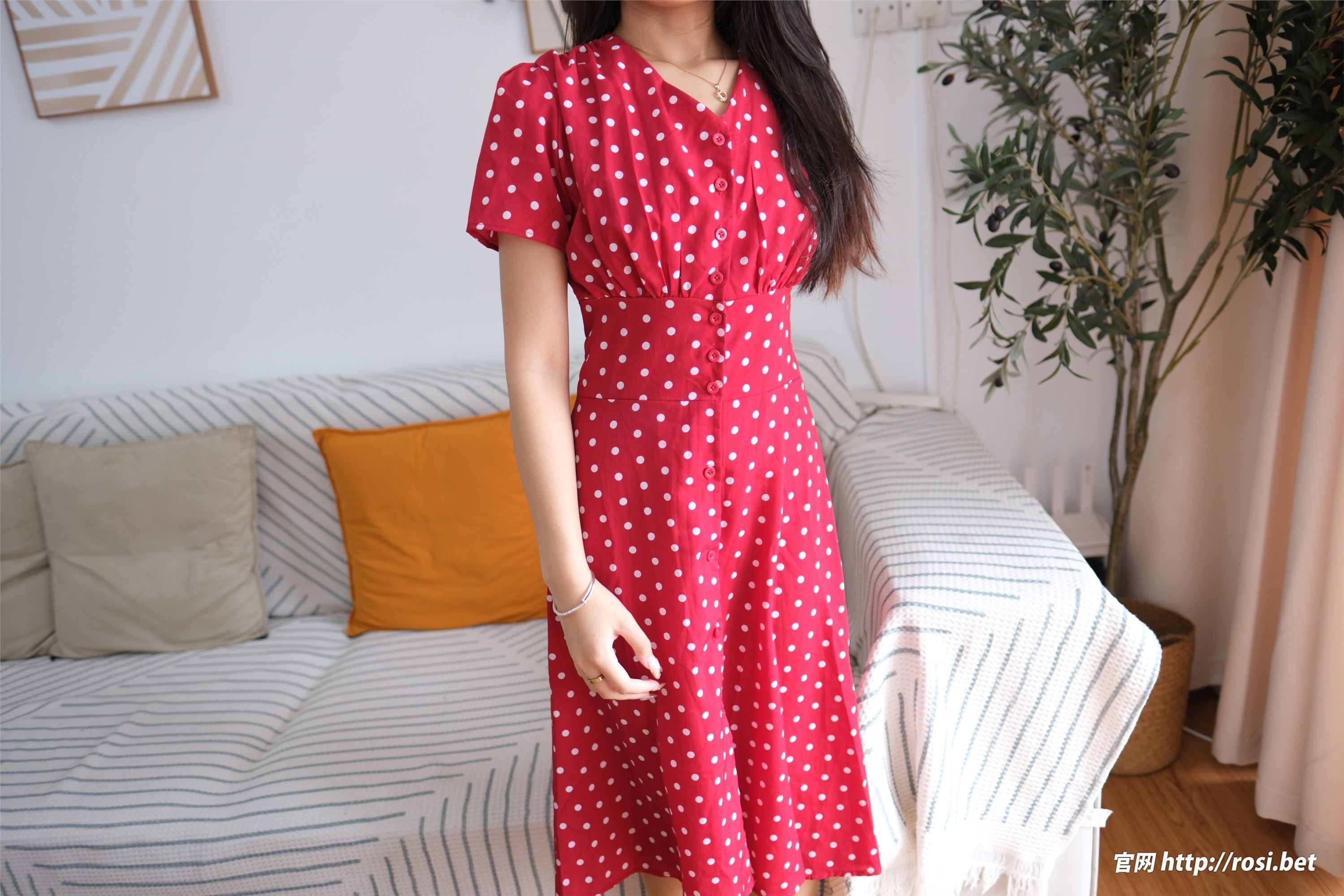 ROSI写真 2024.09.11 NO.4664